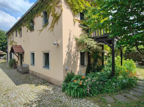 Hosterwitz Apartamento | Ferienwohnung Ostermaier