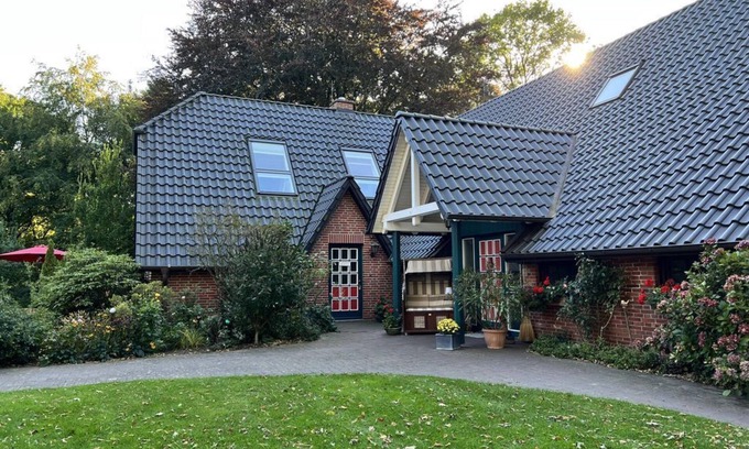 Rastede Apartamento | Ferienwohnung Rotbuche - Apartment/flat, shower and bath, WC, 2 bedrooms