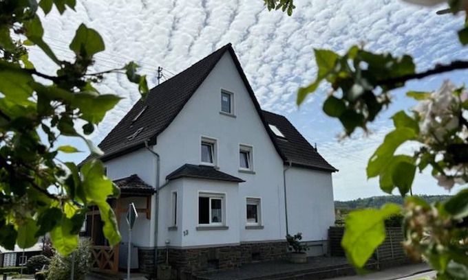 Wallmenroth Apartamento | Ferienwohnung Schmidt - Cozy vacation apartment in a good traffic location