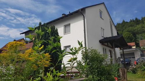 Gasseldorf Apartamento | Ferienwohnung Schwarz