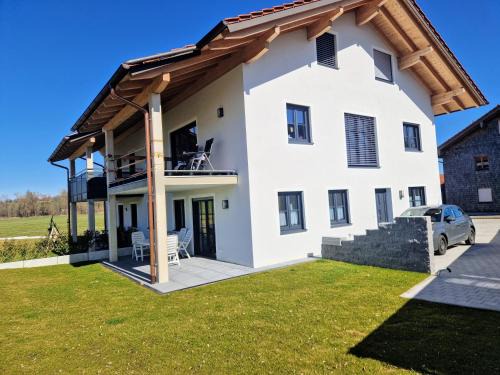 Teisendorf Apartamento | Ferienwohnung Surtalblick
