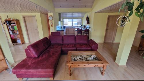 Burgau Apartamento | Ferienwohnung Wiesental II, Wiesentalstrasse 1, 89331 Burgau