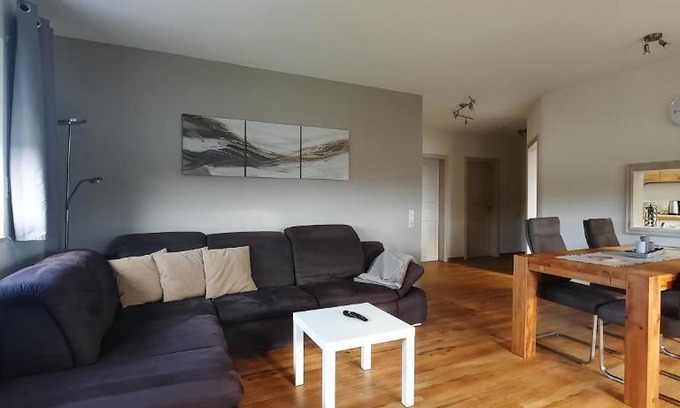 Rederscheid Apartamento | Ferienwohnung Windhagen