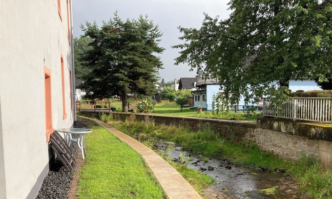 Stadtkyll Apartamento | Ferienwohnung Wirftblick