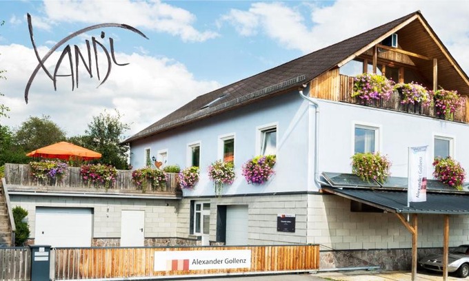 Feistritztal Apartamento | Ferienwohnung Xandl