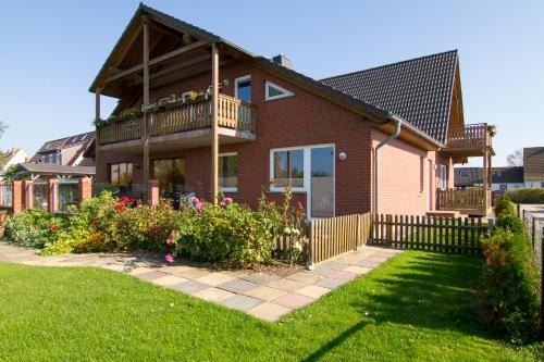 Dranske Hotel | Ferienwohnungen Dornbuschblick