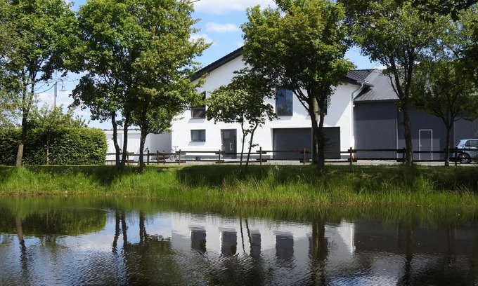 Pitscheid Apartamento | Ferienwohnungen Eifelausblick