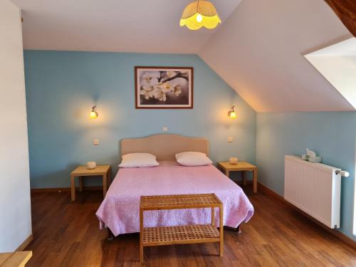 Cravant Cama Y Desayuno | Ferme rénovée près de Beaugency, 4 chambres, petit-déjeuner maison, proche Loire à Vélo - FR-1-590-445