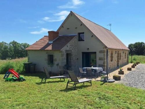 Franchesse Casa | Fermette confort dans la campagne de Bourbonnais, idéale pour 6 personnes avec animaux admis - FR-1-489-506