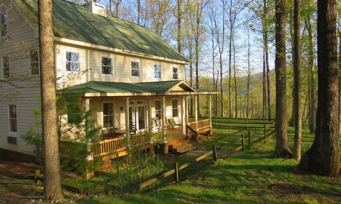 Deep Gap Casa | Lo mejor de ambos mundos: entorno natural de montaña cerca de excelentes servicios.