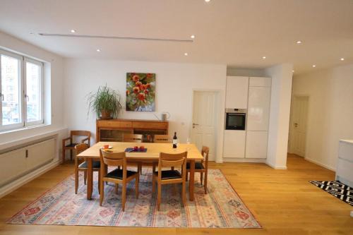 Josephsplatz Apartamento | Fewo am Josephsplatz 125 m2