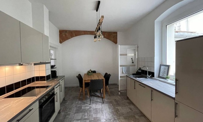 Freyburg Casa | "Fewo Korbmacher", bathtub, bathroom, WC - vacation home to the old basket maker's shop