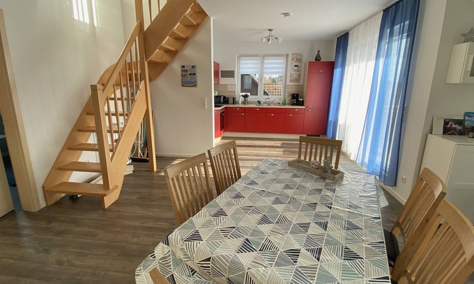 Alt-Travemunde/Ronnau Condominio | FeWo Lütte in Haus Tulle - dream in a quiet location / incl. seasonal beach chair