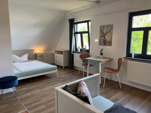 Dargun Apartamento | FeWo Vilm Mecklenburg Pool Alte Schule Barlin