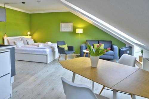 Wassersleben Apartamento | fewo1846 Strandresidenz Wassersleben - Strandmuschel - sonniges Studioapartment im Dachgeschoss
