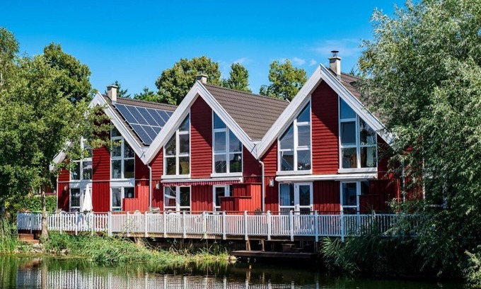 Wendisch Rietz Hotel | FH „Pirat Wasserterrasse“ 75m², 4+2 Pers. im Marinapark Scharmützelsee, Sauna, Whirlpool, Kamin