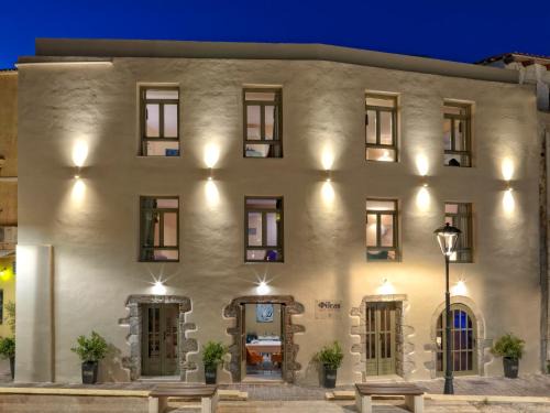 Old Town Hotel | Fileas Art Hotel