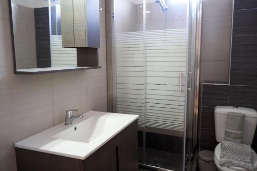 Pyrgos Apartamento | Filoxenia House at Anemochori village