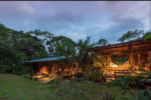Platanares Casa | Finca Anjala - Architectural lodge on sustainable