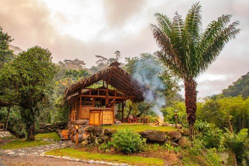 Tulipe Casa | Finca Aveterra, Luxurious Riverside Retreat