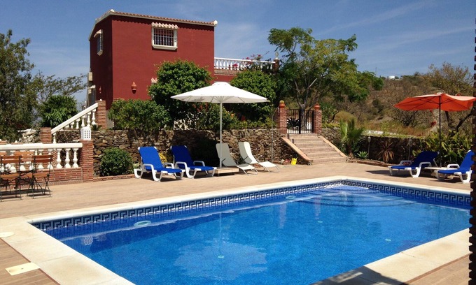 Iznate Casa | Finca con una vista fantástica del mar y las montañas, PISCINA (climatizada), WiFi
