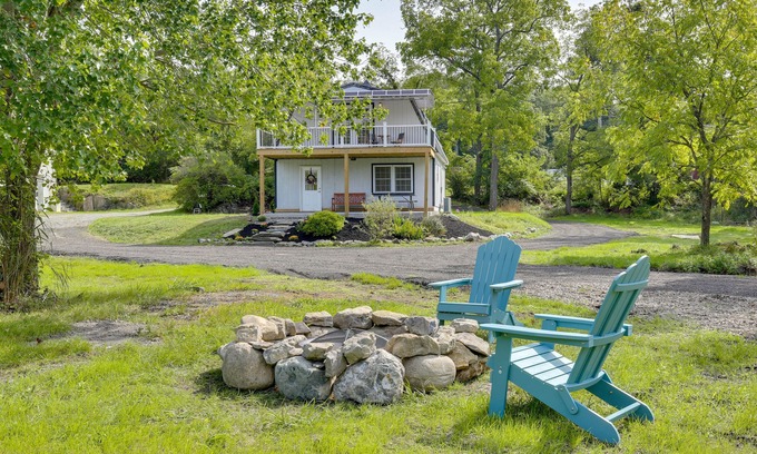 Wappingers Falls Casa | Fire Pit + On-Site Pond: Hudson Valley Home!