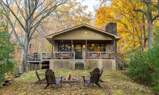 Bryson City Cabaña | Firefly Cottage, cerca de la ciudad de Bryson, y NOC