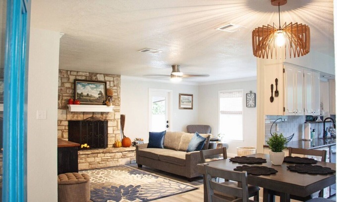 Boerne Casa | Firefly Flats, Boerne - Walk to Downtown