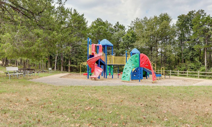 Mountain Home Apartamento | Fish, Boat & Hike: Norfork Lake Studio Near Marina