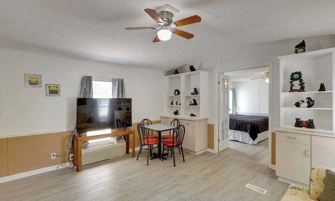 Langston Casa | Fish & Explore: Wooded Lake Guntersville Retreat