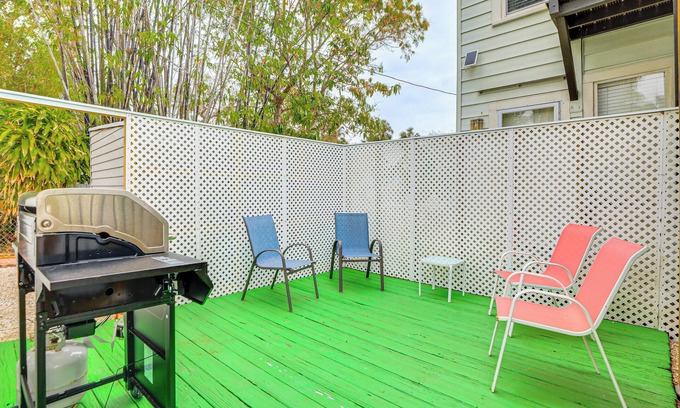 Trailer Estates Apartamento | Fish, Relax & Repeat: Palmetto Unit w/ Patio!