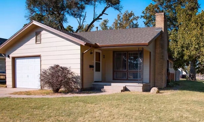 McPherson Casa | Fisher Street Getaway