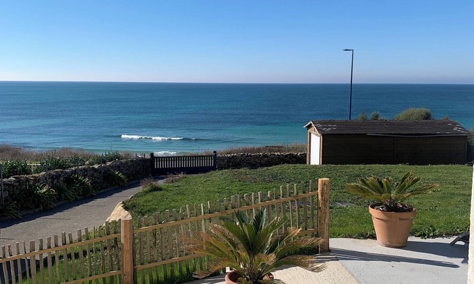 Plozevet Casa | Fisherman's house by the beach