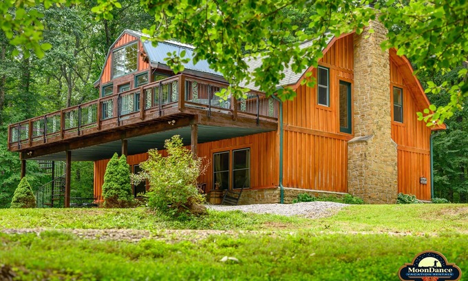 Morgantown Cabina | Fishing pond, 15 minutes to Nashville