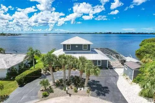 Englewood Casa | Five Palms