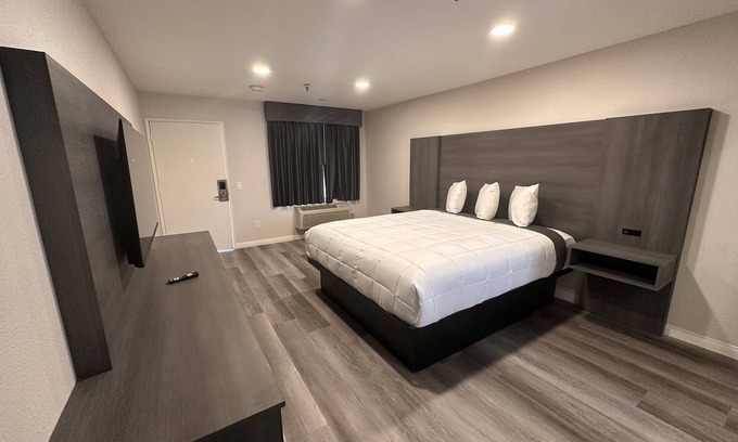 West Covina Hotel | Five Star Inn West Covina