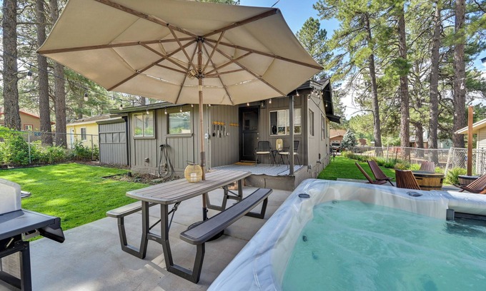 Mountainaire Casa | Flagstaff Vacation Rental w/ Private Hot Tub!