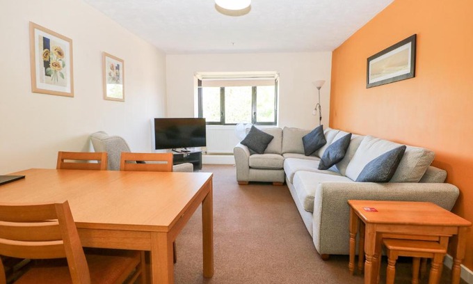 Littlehampton Casa | Flat 33 - Marine Court
