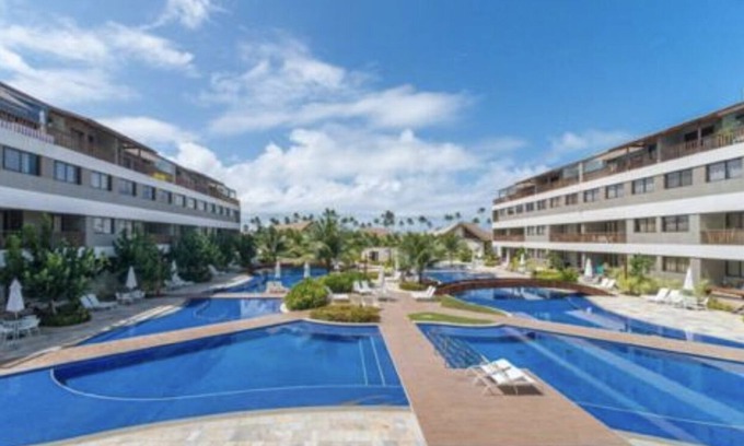 Ipojuca Apartamento | Flat Condomínio de Luxo Beira mar de Muro Alto, Vista Para Piscina