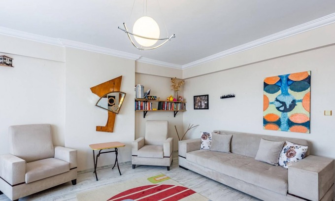 Pendik Apartamento | Flat with Shared Pool near Sabiha Gokcen Airport