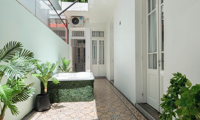 Palermo Villa | FLIPHAUS Ravignani 1600