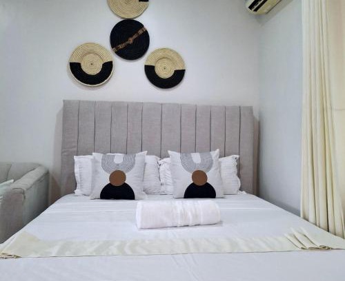 Ukunda Apartamento | FLORA Studio in Diani