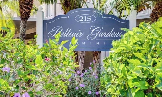 Belleair Bluffs Condominio | Florida lifestyle awaits...