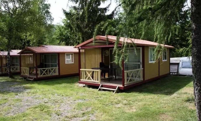Ranspach Chalet De Esquí | Flower Camping Les Bouleaux **** - Chalet TRADITIONNEL 30 m2 (2 bedrooms) + covered terrace 5 people