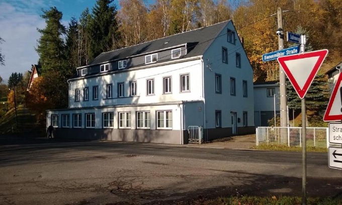 Neuhausen Apartamento | Flussblick
