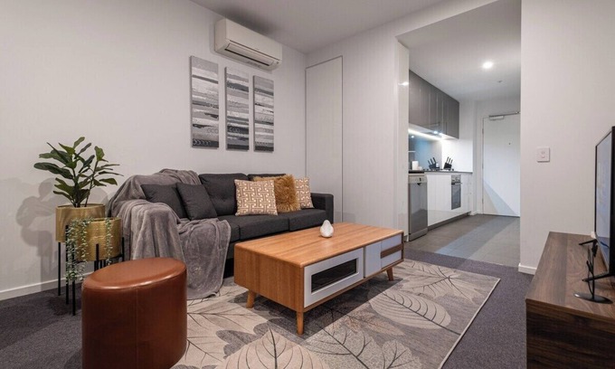 Footscray Apartamento | Footscray pool pleasant &Bright 2BR2BA apt
