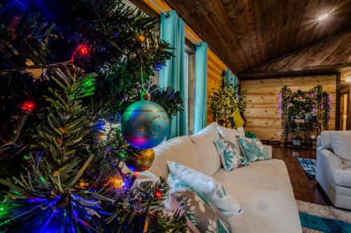 Hico Casa | Forest Gap - Pizza oven, hot tub, EV charger