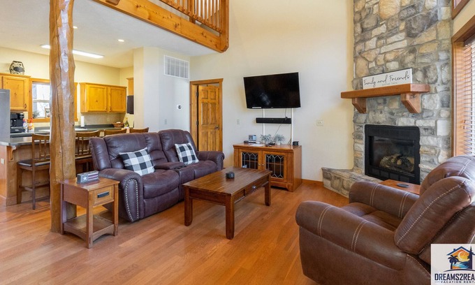 Indian Point Condominio | Forest Heights Lodge 6 Bedroom Condo