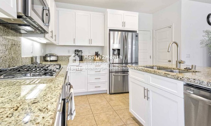 Lake Forest Casa | Forest Vista on Lavender #41153