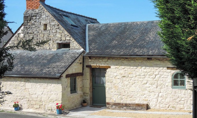 Chinon Cabaña | Former barn in Chinon, near to town, forest walks & cycle paths